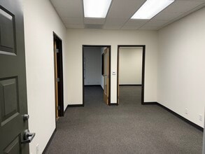 2210 Encinitas Blvd, Encinitas, CA à louer Photo intérieure– Image 1 sur 10