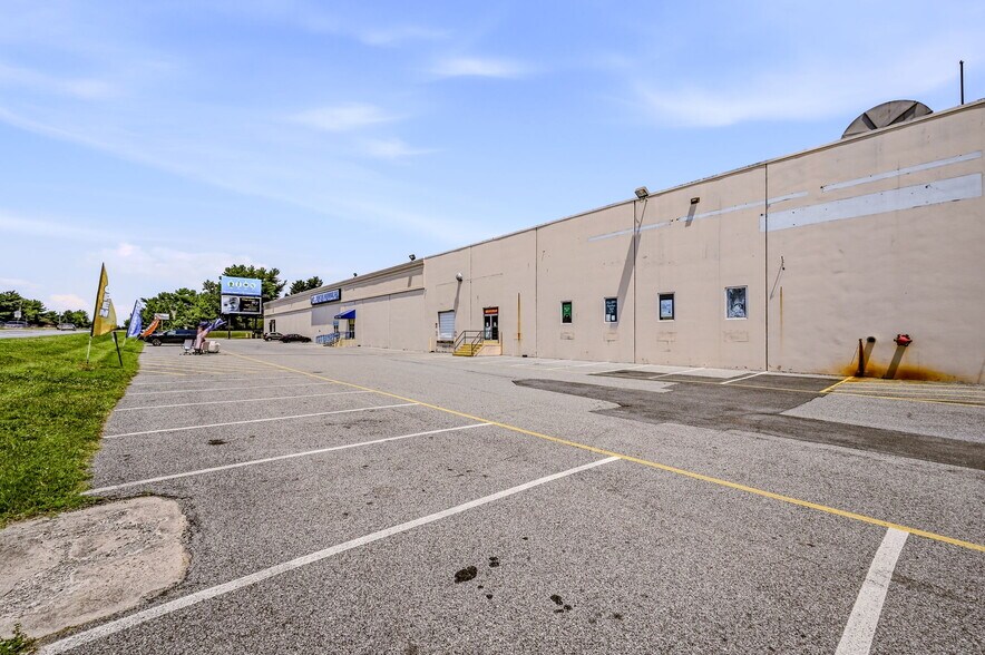 490-500 W Basin Rd, New Castle, DE à louer - Photo de l’immeuble – Image 2 sur 30