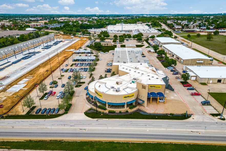 3737 Airport Fwy, Bedford, TX à louer - Photo de l’immeuble – Image 3 sur 4