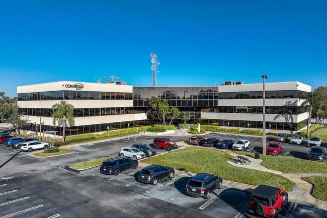Plus de détails pour 11300 4th St N, Saint Petersburg, FL - Bureau à louer