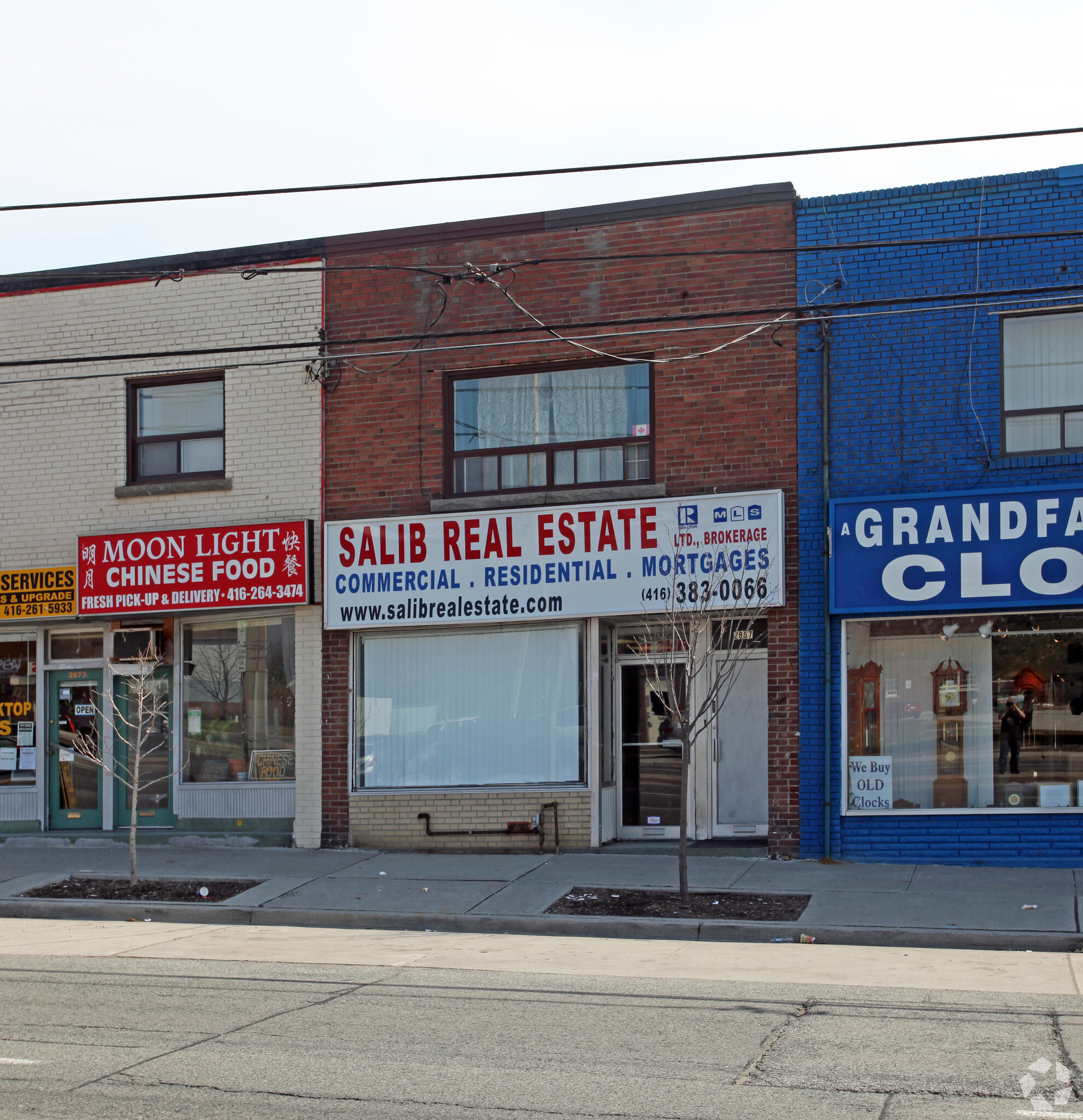 2869 Kingston Rd, Toronto, ON à louer Photo principale– Image 1 sur 3