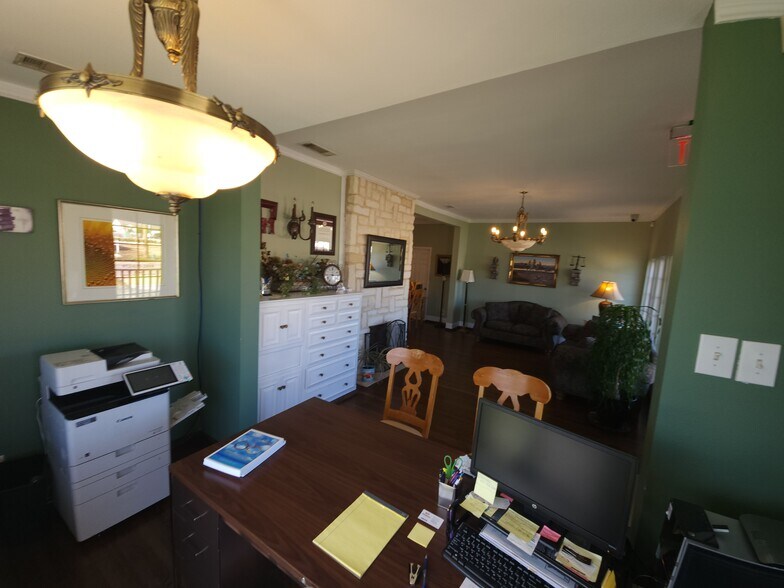 103 N Houston St, Lavon, TX à vendre - Photo de l’immeuble – Image 3 sur 9