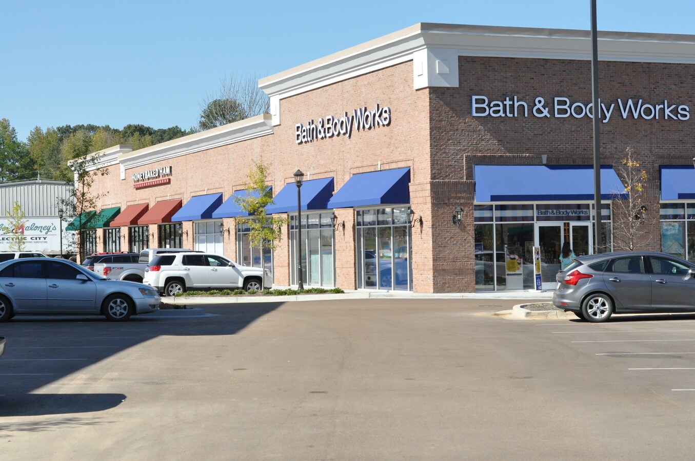 200-800 Merchants Dr, Oxford, MS à louer Photo principale– Image 1 sur 15