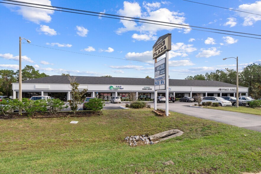 5707 S Suncoast Blvd, Homosassa, FL à louer - Photo de l’immeuble – Image 1 sur 8