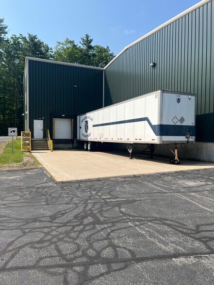 431 Route 108, Somersworth, NH à louer - Photo de l’immeuble – Image 2 sur 11