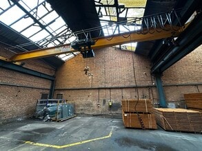 Dudley Central-Trading Est Shaw Rd, Dudley à louer Photo intérieure– Image 2 sur 4