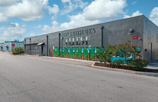 Plus de détails pour 1110 NE 8th Ave, Fort Lauderdale, FL - Local d'activités, Industriel/Logistique à louer