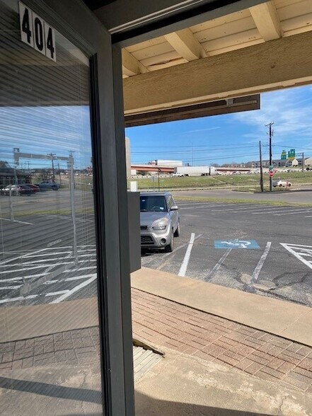 400 Chisholm Valley Dr, Round Rock, TX à louer - Photo de l’immeuble – Image 1 sur 15
