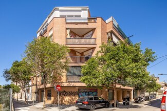 Plus de détails pour Carrer De Sant Antoni, 10-12, L'Hospitalet de Llobregat - Local commercial à louer