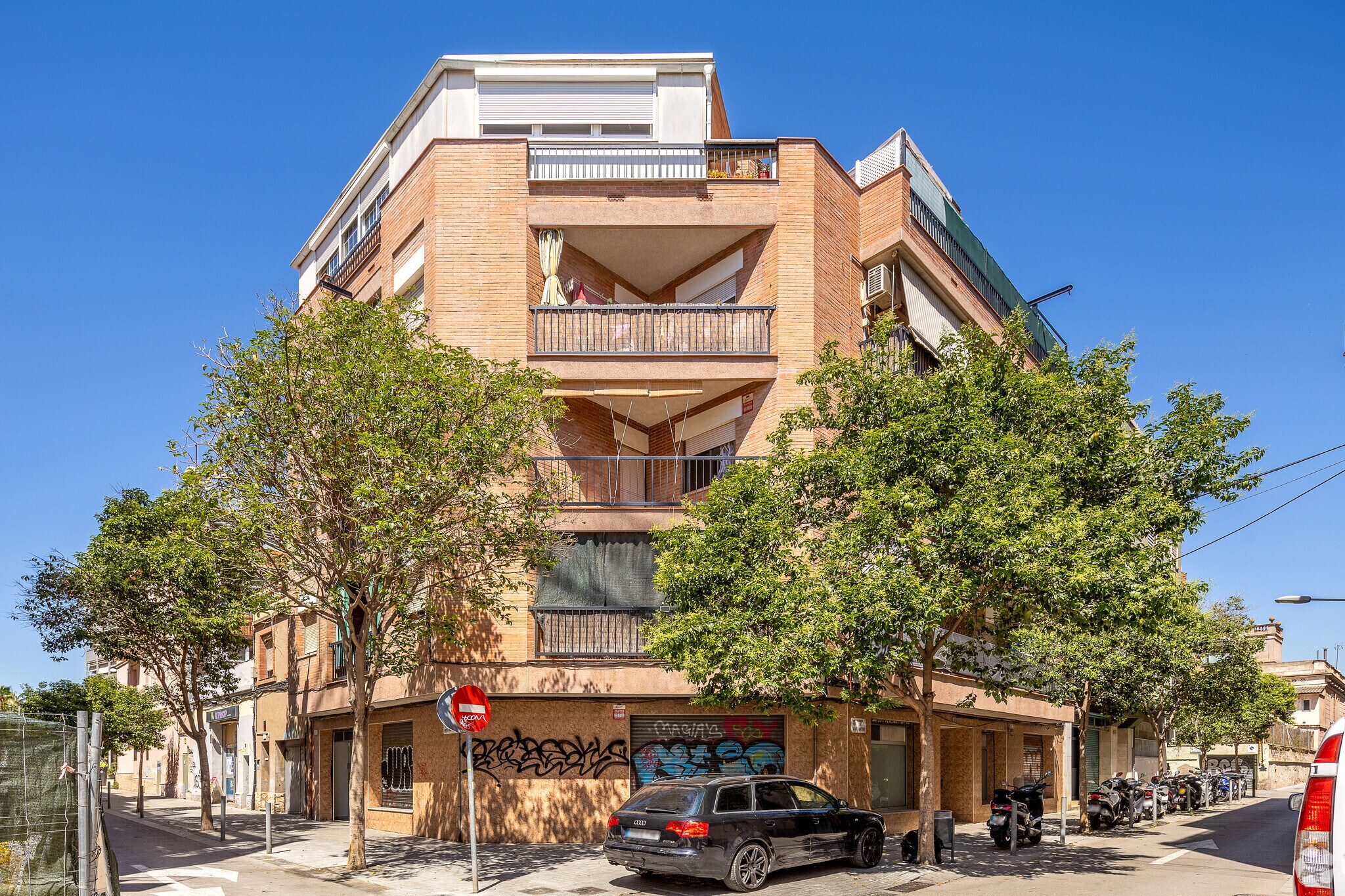 Carrer De Sant Antoni, 10-12, L'Hospitalet de Llobregat, Barcelona à louer Photo principale– Image 1 sur 4
