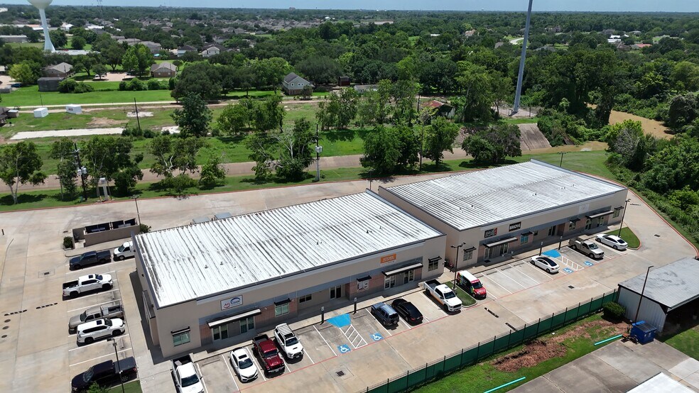1517 FM 359 Rd, Richmond, TX à louer - Photo de l’immeuble – Image 2 sur 5