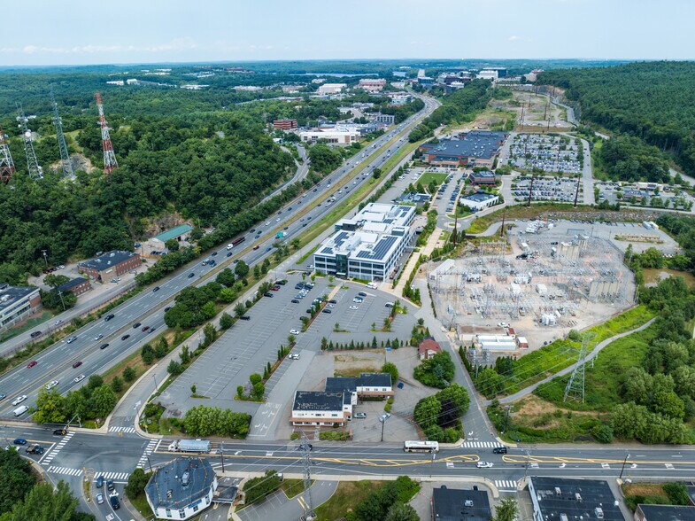 1273-1275 Main St, Waltham, MA à vendre - Photo de l’immeuble – Image 3 sur 7