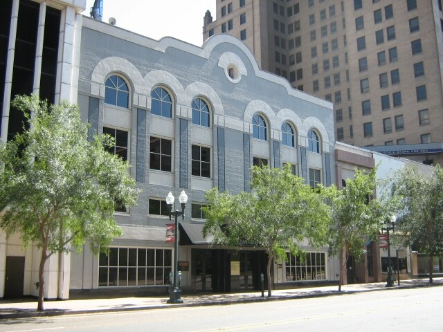 415 Texas St, Shreveport, LA à louer - Photo de l’immeuble – Image 2 sur 7
