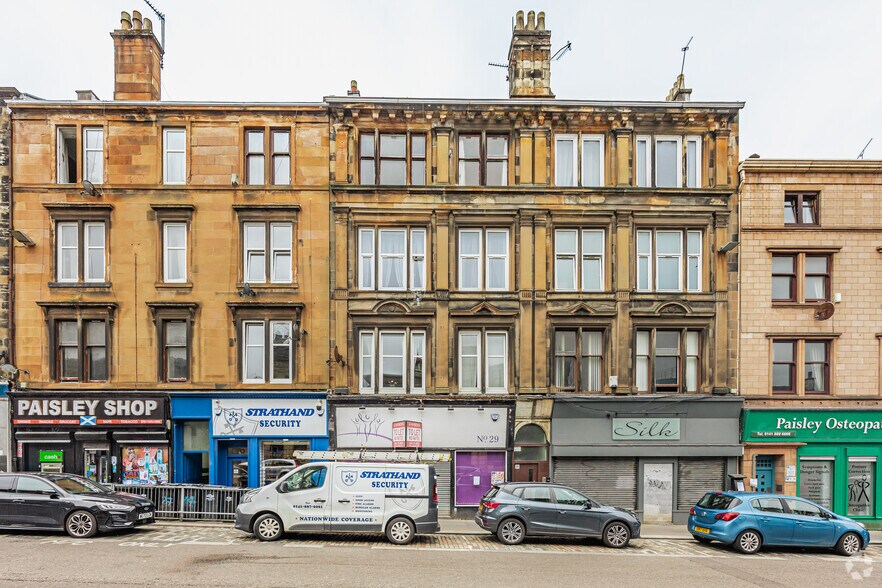 29A-29B Moss St, Paisley à louer - Photo de l’immeuble – Image 1 sur 2