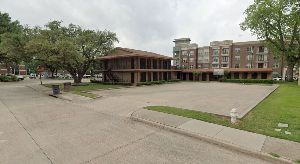 12803 Demetra Dr, Farmers Branch, TX à louer - Photo de l’immeuble – Image 2 sur 27