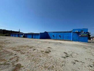 Plus de détails pour 137 7th Ave, Huntington, WV - Sports et loisirs à vendre