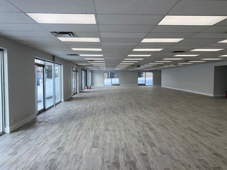 4412 Manilla Rd SE, Calgary, AB à vendre - Photo de l’immeuble – Image 3 sur 17