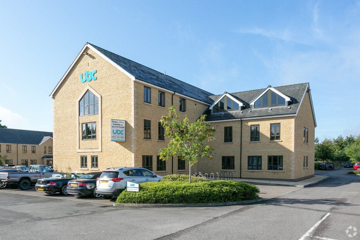 Tetbury Rd, Cirencester à louer Photo principale– Image 1 sur 19