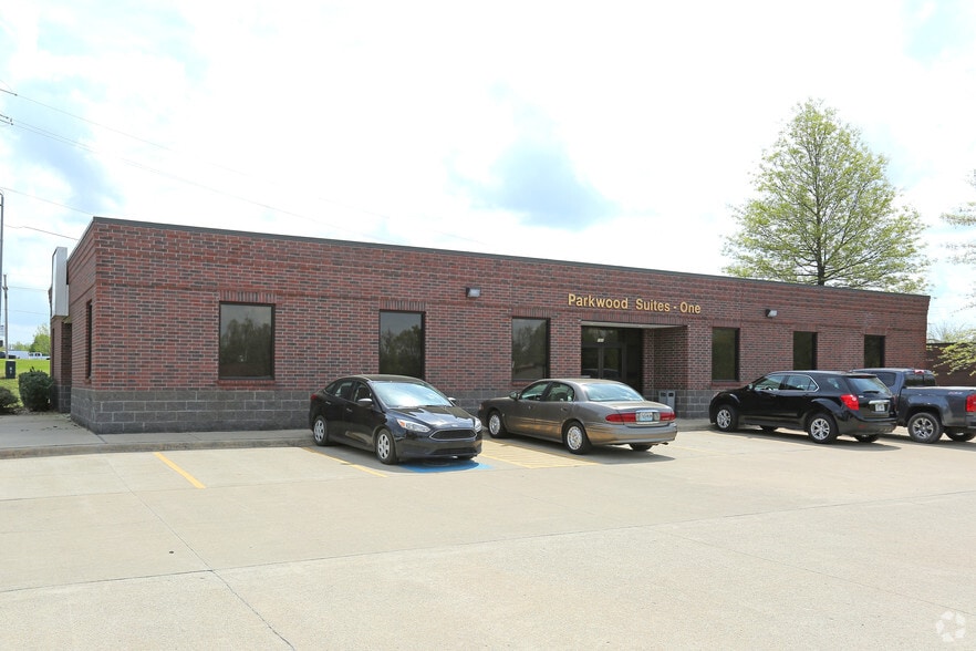 101 & 113 Parkwood St portefeuille de 2 biens à vendre sur LoopNet.fr - Photo principale – Image 1 sur 2