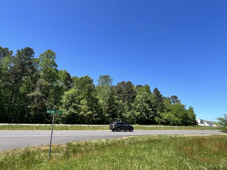 Richmond Highway, Tappahannock, VA à vendre - Photo de l’immeuble – Image 2 sur 10