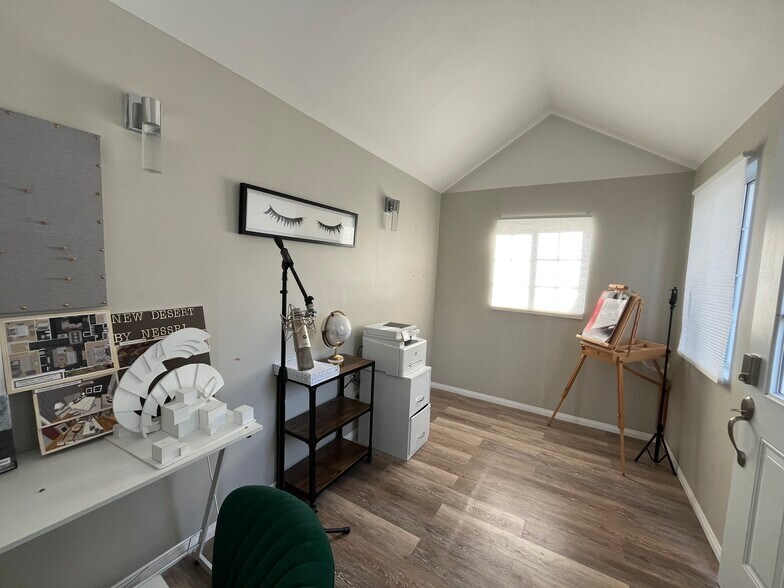 28234 Kenton Ln, Santa Clarita, CA à louer - Photo de l’immeuble – Image 2 sur 3