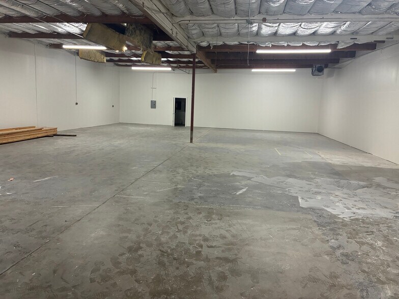 1064 Woodland Ave, Modesto, CA à louer - Photo de l’immeuble – Image 3 sur 13