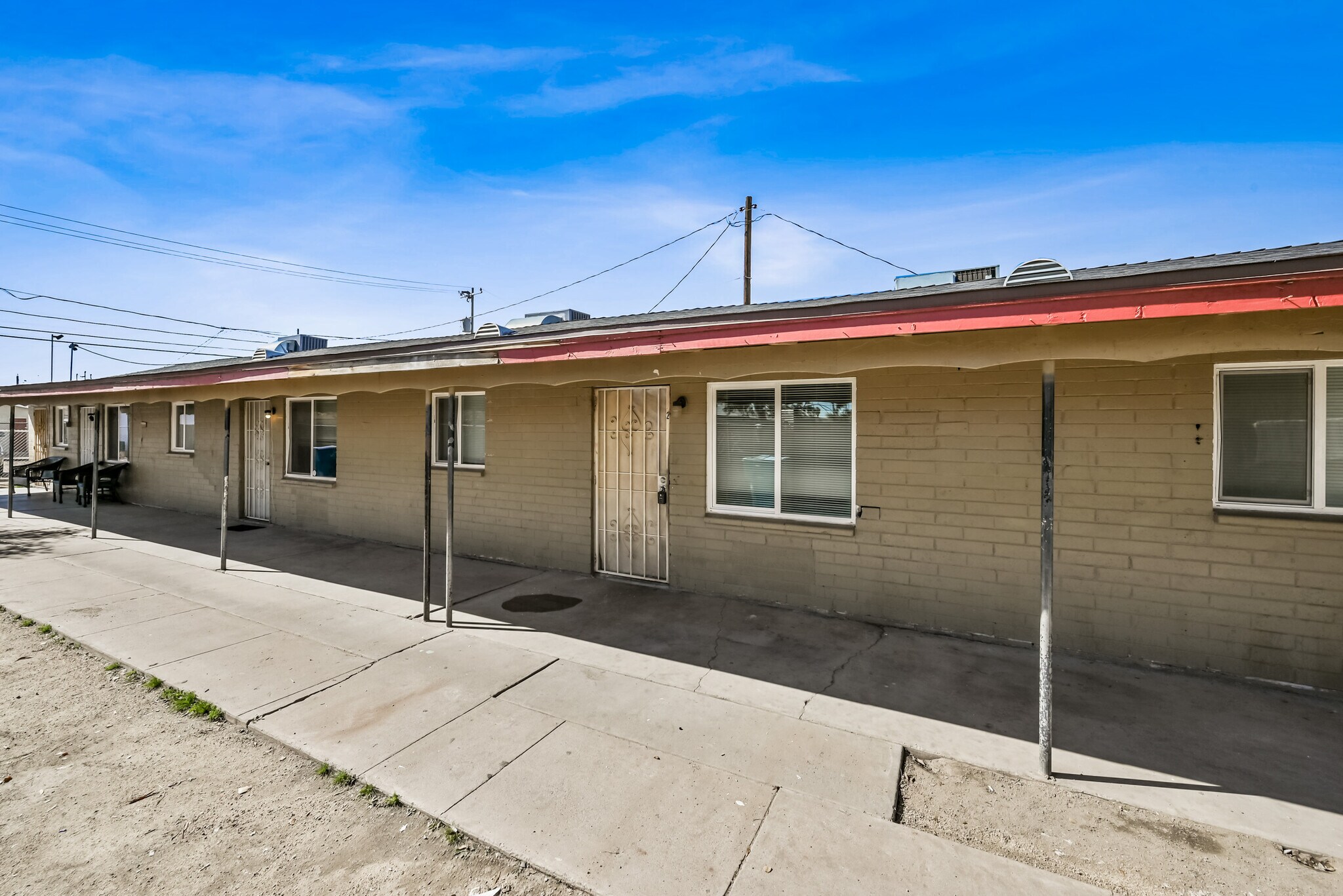 2237 E Taylor St, Phoenix, AZ à vendre Photo de l’immeuble– Image 1 sur 15