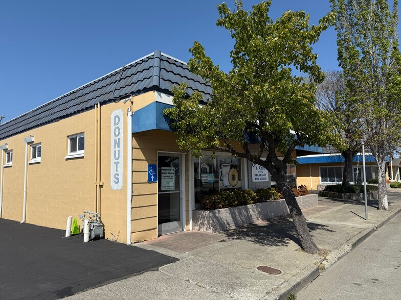 630 Tennessee St, Vallejo, CA à vendre - Photo de l’immeuble – Image 3 sur 24
