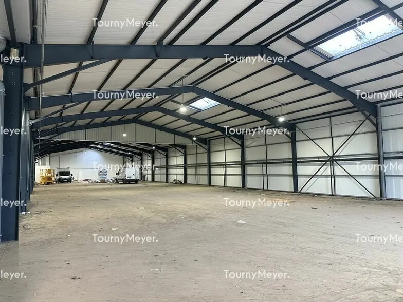 Local d’activités dans Couëron à louer - Photo intérieure – Image 3 sur 34