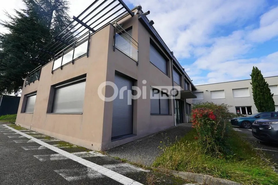 Bureau dans Rillieux-la-Pape à louer Photo principale– Image 1 sur 7