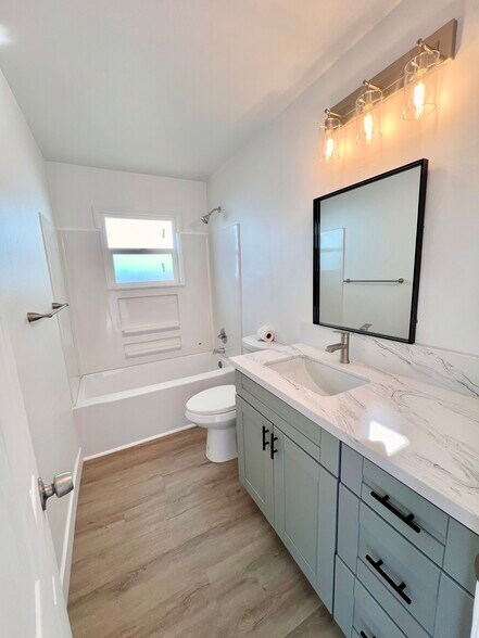 2782-2790 Jefferson St, Carlsbad, CA à vendre - Photo de l’immeuble – Image 2 sur 8