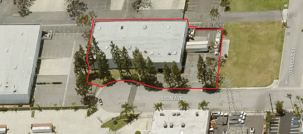 5403 Ayon Ave, Irwindale, CA à louer - Aérien – Image 1 sur 4