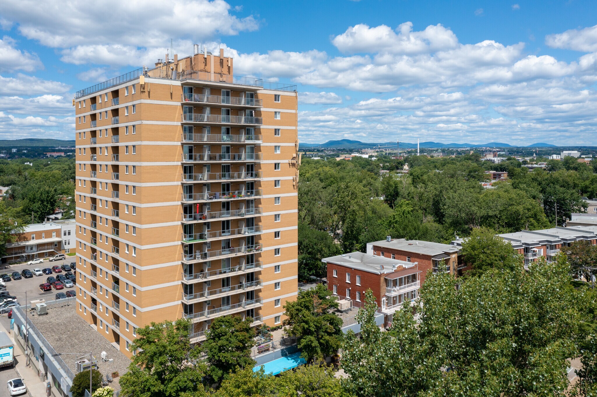 125 Boul Benoît-XV, Québec, QC à louer Photo principale– Image 1 sur 4