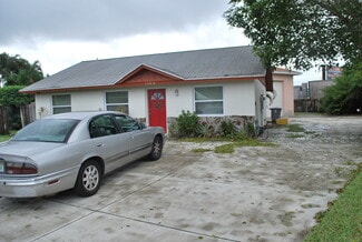 Plus de détails pour 1309 W Frangipani Cir, Lake Worth, FL - Spécialisé à vendre