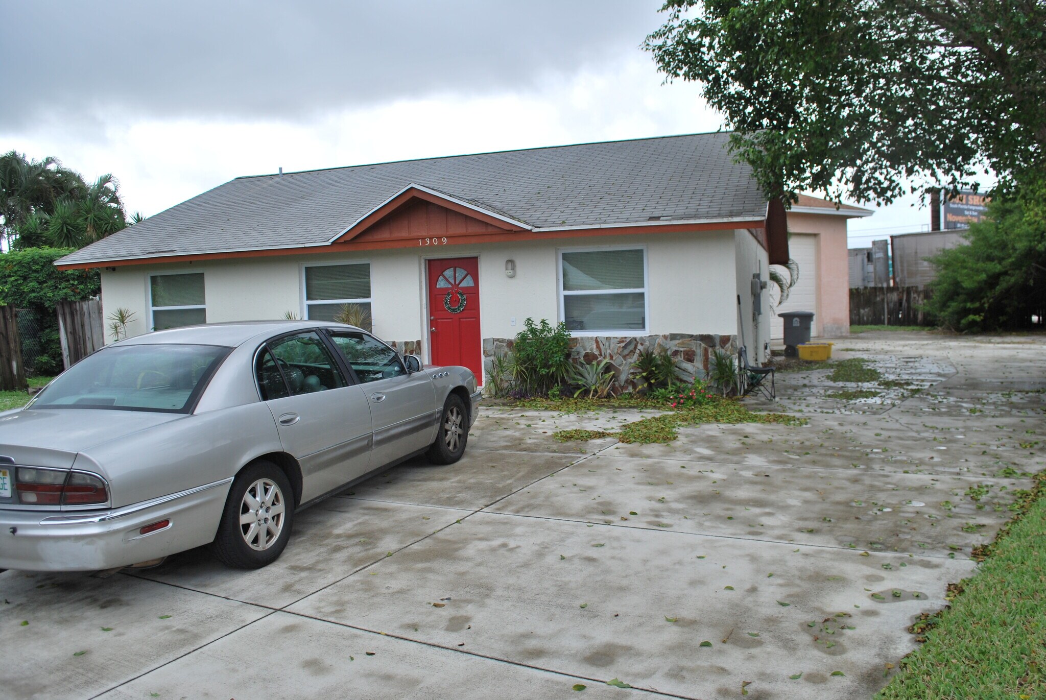 1309 W Frangipani Cir, Lake Worth, FL à vendre Photo principale– Image 1 sur 16