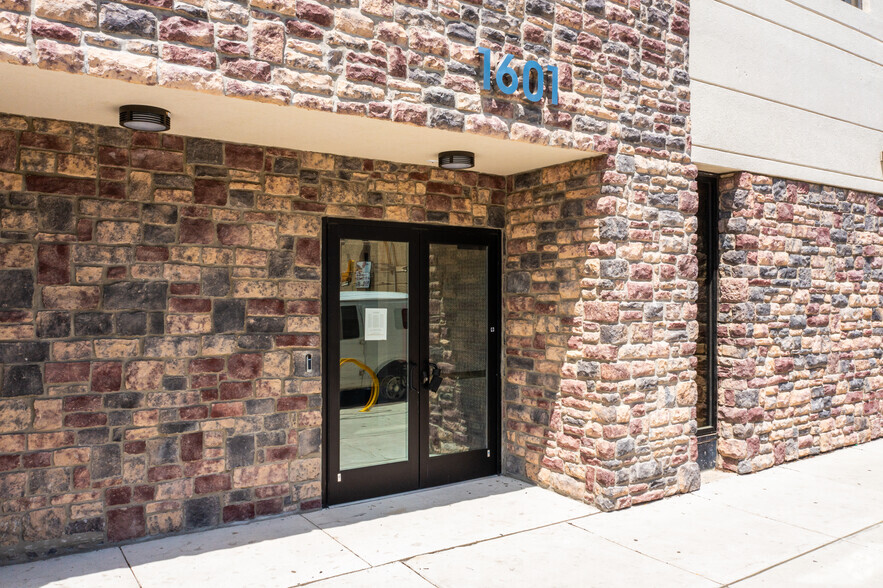 1601 Atlantic Ave, Atlantic City, NJ à louer - Photo de l’immeuble – Image 3 sur 5