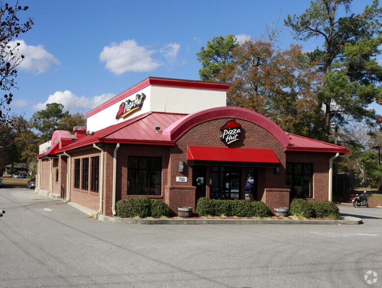 700 N Main St, Summerville, SC à louer - Photo de l’immeuble – Image 1 sur 4