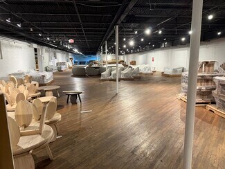 Plus de détails pour 501 S Centennial St, High Point, NC - Local d’activités à vendre