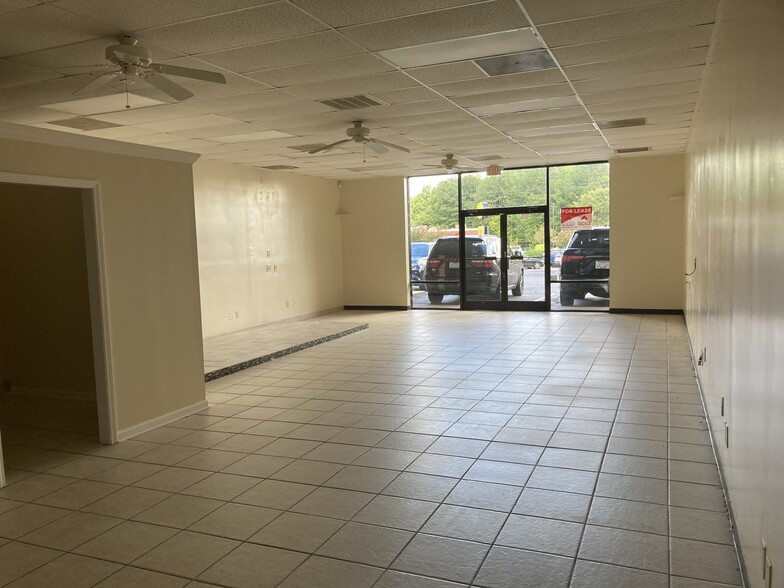 722-730 S Horner Blvd, Sanford, NC à louer - Photo de l’immeuble – Image 2 sur 11