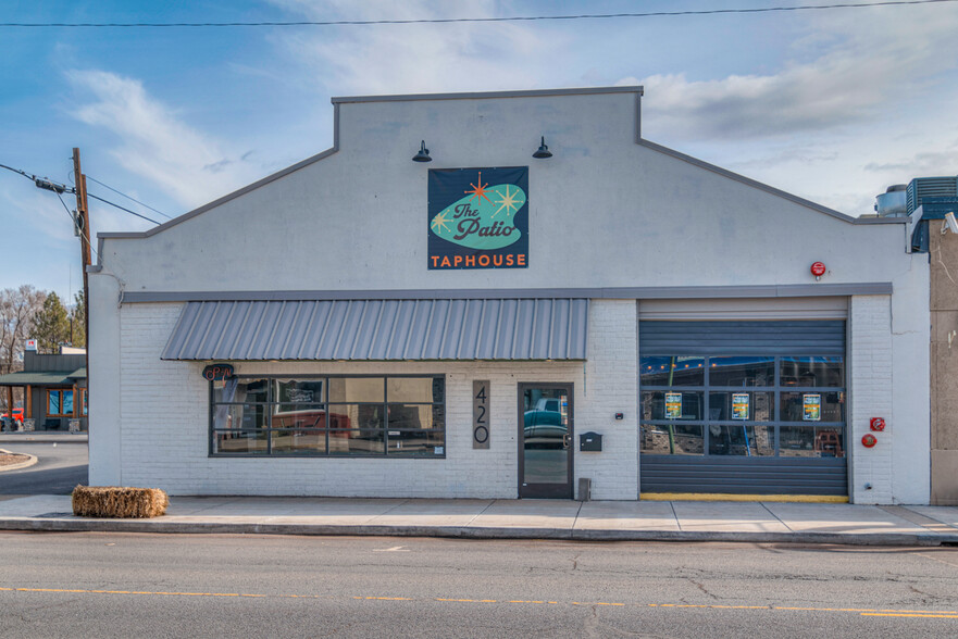 420 N Main St, Prineville, OR à vendre - Photo de l’immeuble – Image 1 sur 63