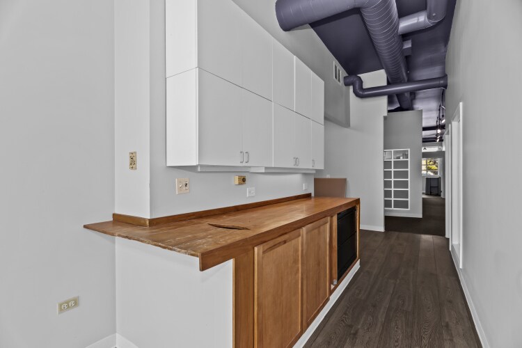 4811 Main St, Skokie, IL à vendre - Photo de l’immeuble – Image 3 sur 10