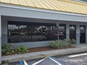 7600 Alico Rd, Fort Myers, FL à louer Photo de l’immeuble– Image 2 sur 9