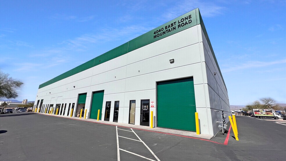 4040 E Lone Mountain Rd, North Las Vegas, NV à louer - Photo de l’immeuble – Image 2 sur 6