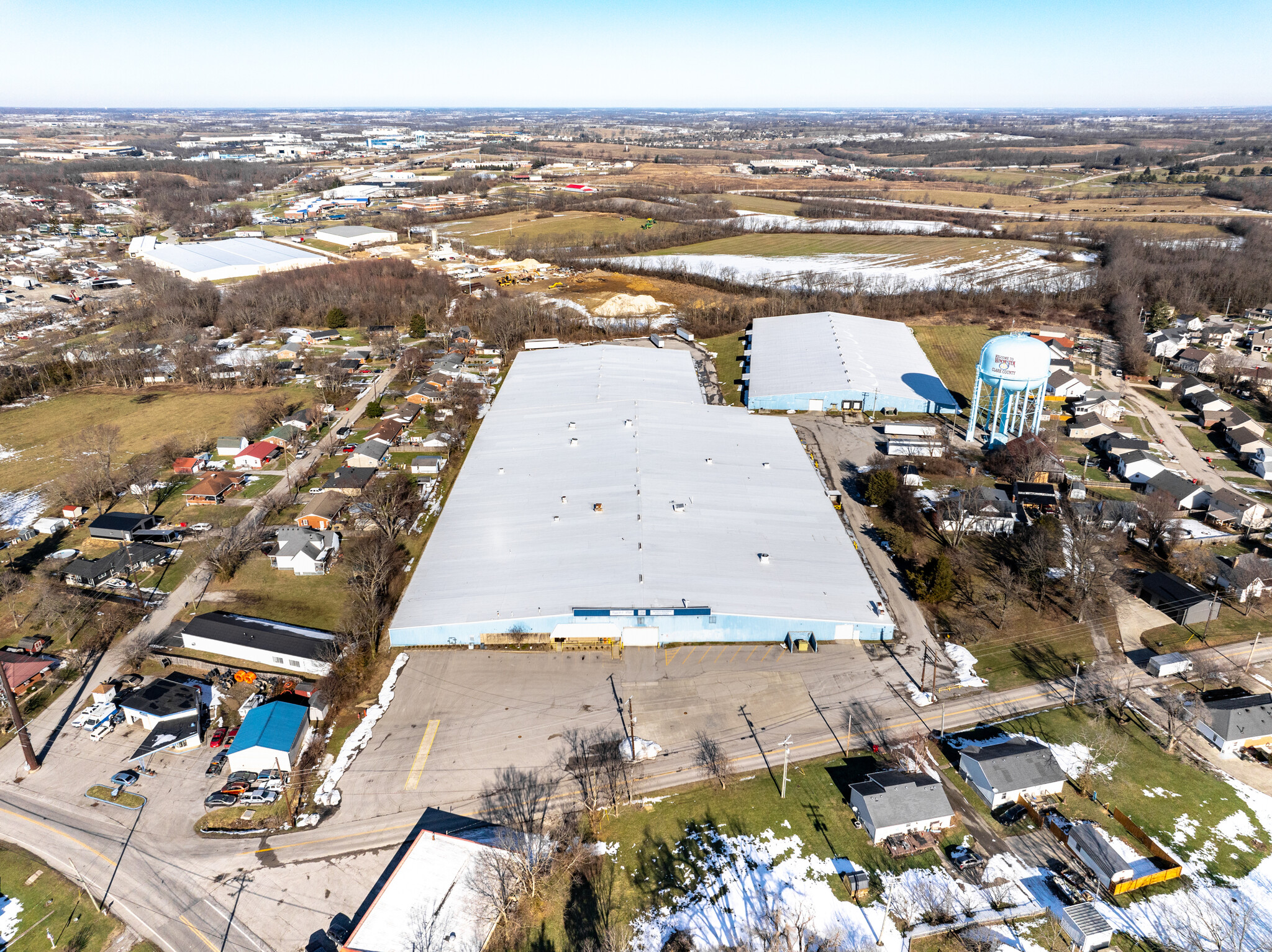 Industriel/Logistique dans Winchester, KY à vendre Photo de l’immeuble– Image 1 sur 1