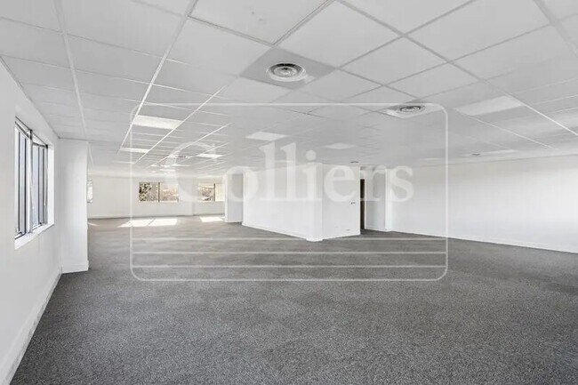 Plus de détails pour Bureau à louer