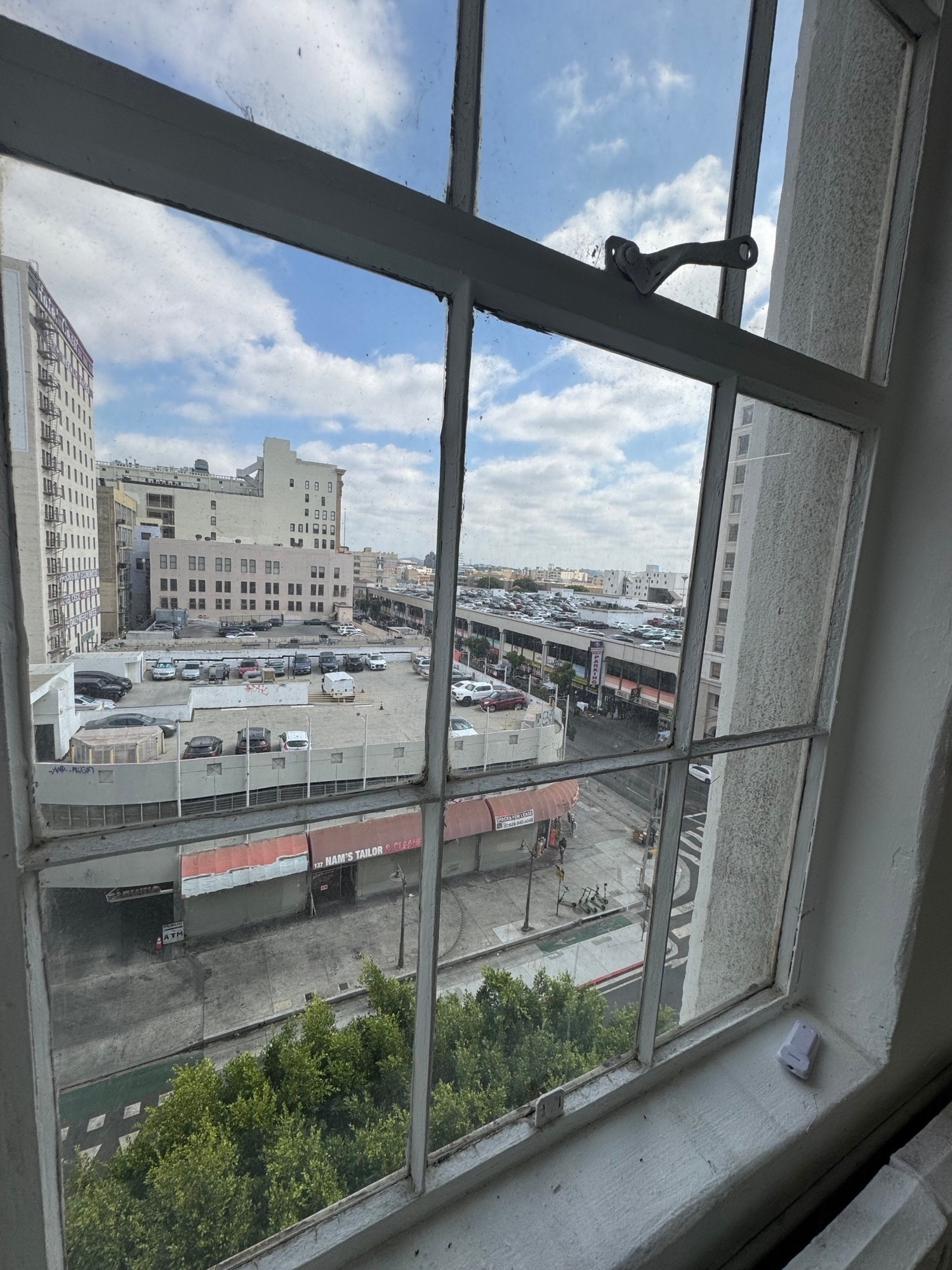 122 E 7th St, Los Angeles, CA à louer Photo intérieure– Image 1 sur 3