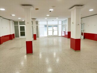 Plus de détails pour Local commercial à louer