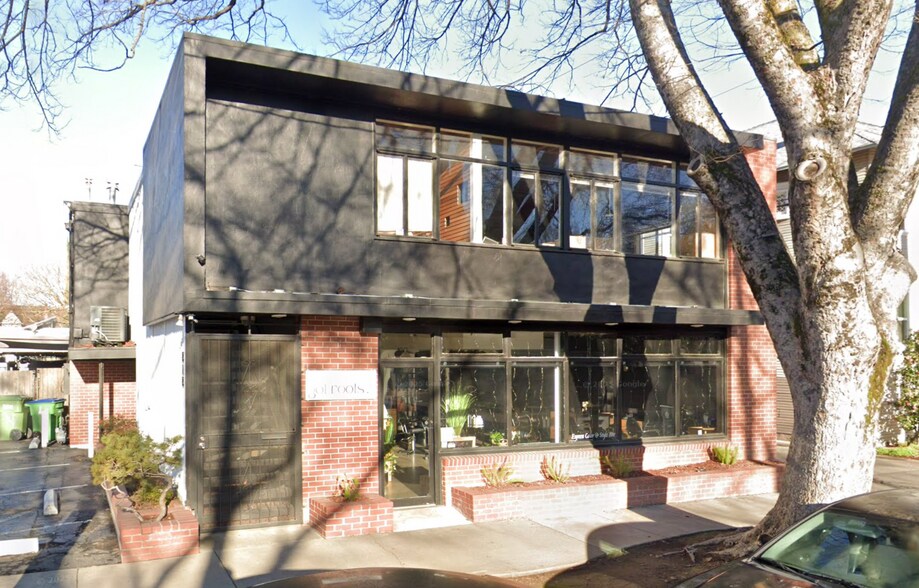 818 19th St, Sacramento, CA à vendre - Photo de l’immeuble – Image 2 sur 7