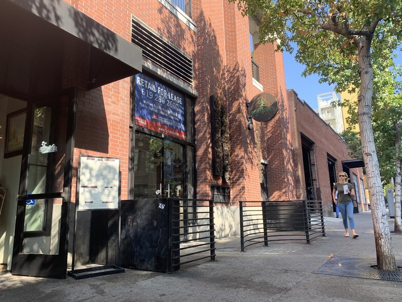 427 9th Ave, San Diego, CA à louer - Photo de l’immeuble – Image 3 sur 11