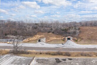 8600 NE Underground Dr, Kansas City, MO - Vue aérienne  vue de carte